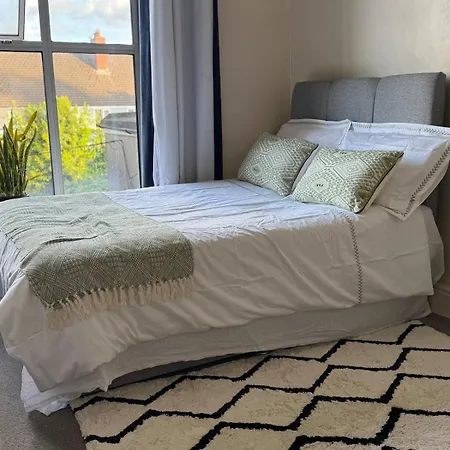 Appartement Cosy Flat Located On Town